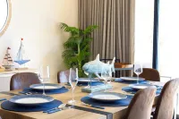 Penthouse w/ Private Jacuzzi, Ocean Views, Pool, Gym & Co-working Area