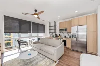 Anthem House Huntsville MidCity, powered by Placemakr - Apartments