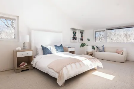 UNLEASH YOUR INNER PARADISE Отели рядом с достопримечательностью «Sag Harbor Historical Museum: The Annie Cooper Boyd House»