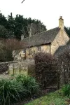 Large Pretty Farmhouse 2 mins from Burford, Cotswolds ,Pet friendly. Big Garden