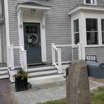 Ambleside in Boothbay Harbor Maine! Perfect for a Warm and Cozy Gardens Aglow! Hotel Exterior