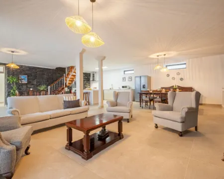 Villa Rosa Mare by Homie Hotels in Porto Moniz