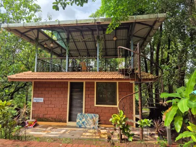 슈리 람크리슈나 아난드반 Aare Ware Suruban 주변 호텔