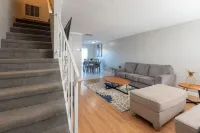 New Fall Rates-Beach in 8 Mins-Smart TVs-Free Parking-Speedway-Golf