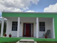 Tropical Suites- 2 bedroom Apartment Hotel a Cafeiere