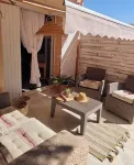 Mazet 35m2+garden+climate+pool+parking+private domain+tennis Hotels in Cogolin