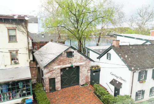 The New Hope Loft Walkable & Serene