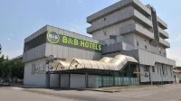 B&B HOTEL Treviso Al Fogher Hotels near Treviso Airport