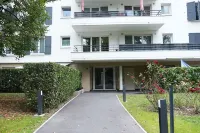 Lovely 2-room apartment near Paris. Spacious. RER E, line 11. A3 and 86. Hotel a Rosny-sous-Bois