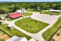 Vineyard Retreat at George Vest Historical Home - 4-Star