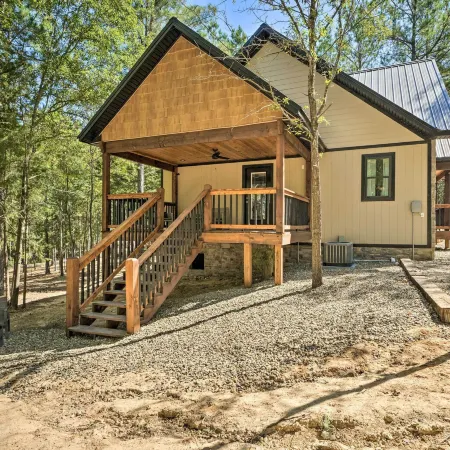 Modern Broken Bow Cabin, Near Lake and Wineries