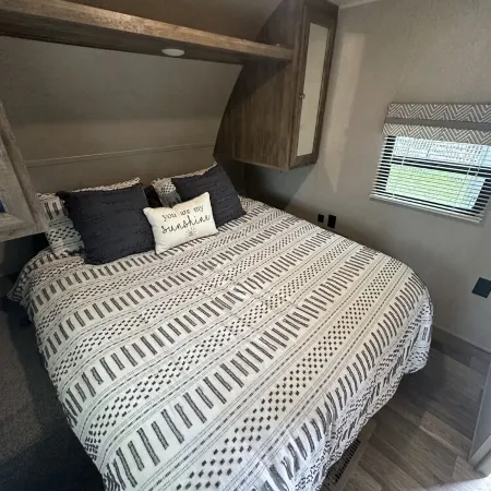 Montana Moon on the Lake "Puma" RV #1