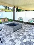 Tropical Vacation Home! 3 Rooms, 2 Bedrooms, sleeps 6 ppl.