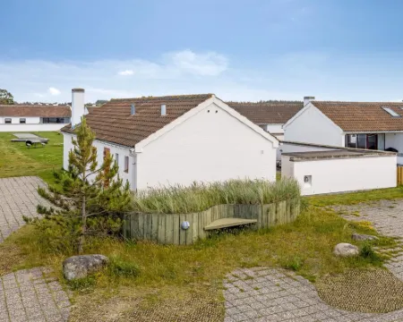 "Leny" - 900m from the Sea Hotels in Pandrup