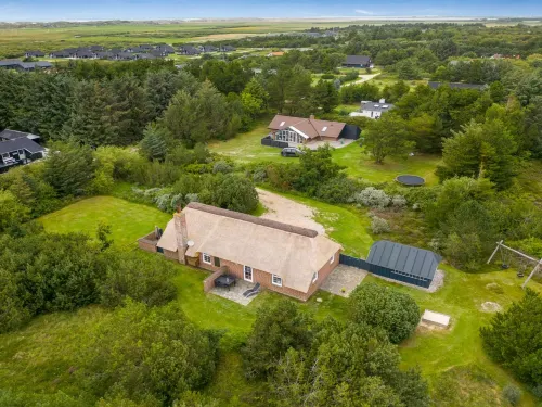 "Pasi" - 1.2km from the Sea