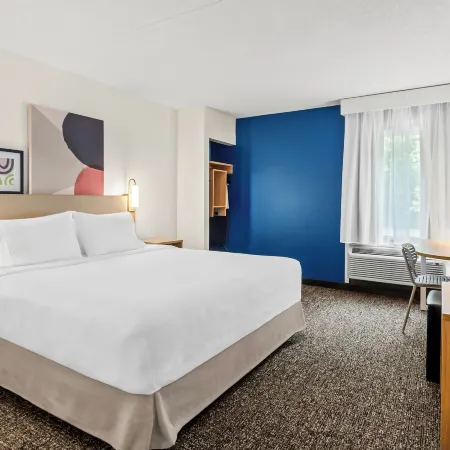 Spark by Hilton Lexington