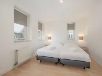 Restyled Villa Near 6 km from the Beach Hotels in Hellevoetsluis