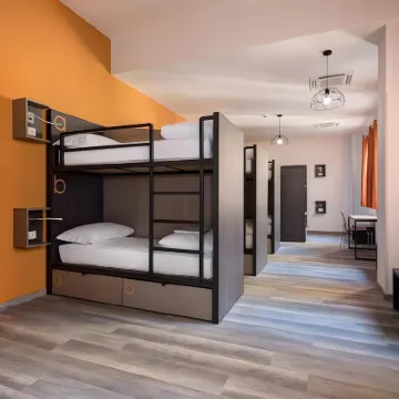 The RomeHello Hotels near Repubblica