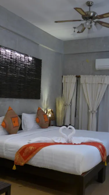 ห้องสแตนดาร์ด เตียงใหญ่ 1 เตียง