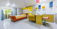 Very Special Trip Pension Hoteles cerca de Museo de Arte Interactivo