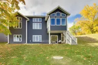 Pearl Lake Retreat w/ Dock & Stunning Views!