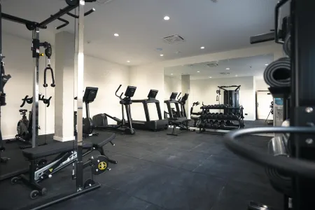 ALORA HOTEL MERIDA Отели рядом с достопримечательностью «Cripta Santa Eulalia»