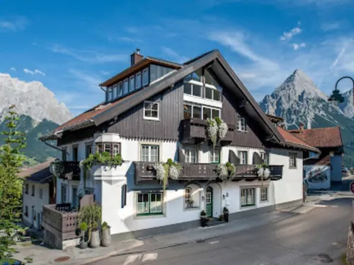 Haus Montana - Pet Friendly