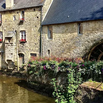 Apartment in Bayeux near D-Day Beaches