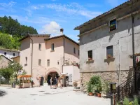 Holiday Home in Sellano with Pool & Views - Wifi