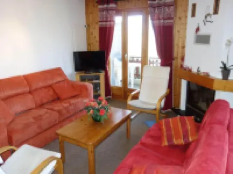 Pleasant apartment in Versonnaz