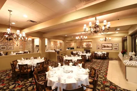 Hotel Mead Resorts & Conventions Center