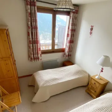 Apartment near centre Chatel with balcony
