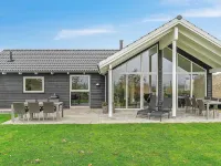 10 person holiday home in Hasselberg