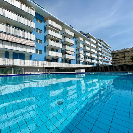 Modern Studio with Shared Pool - Beahost