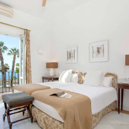 Genteel Home Paseo Marítimo
