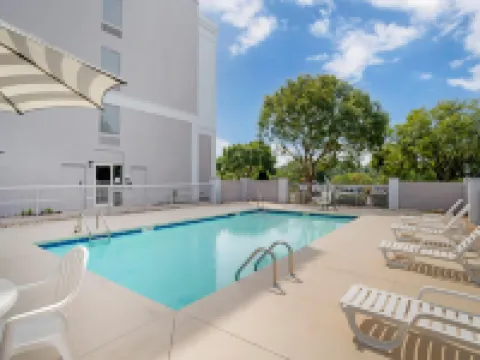 คอมฟอร์ตสวีทส์ แกสโทเนีย - ชาร์ลอตต์ โรงแรมในแกสโตเนีย