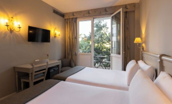 Hotel PAX Torrelodones - Housity