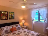 The Lost Crab at Sapphire - End Unit. Newly  Renovated. Easy Access to Beach