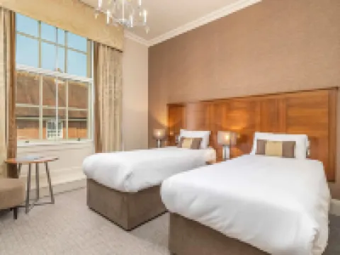 Mercure Salisbury White Hart Hotel & Apartments