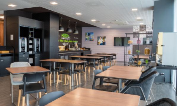 Campanile Belfort Montbéliard - Gare La Jonxion. - Housity