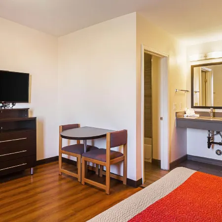 Motel 6 Hesperia, CA - East