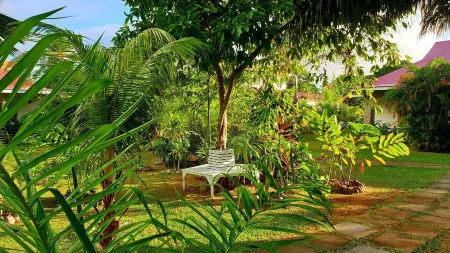 Villa Rafia Отели рядом с достопримечательностью «Praslin Museum»