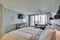 Breezy Daytona Beach Studio w/ Balcony & Views! - Condos