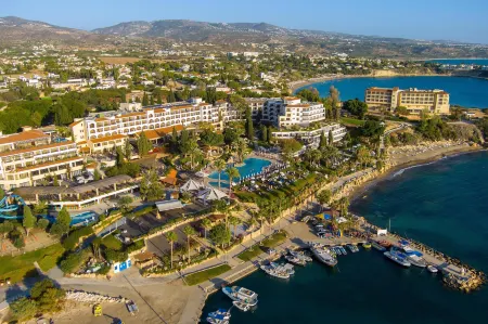 Coral Beach Hotel & Resort Cyprus Отели в г. Пейя
