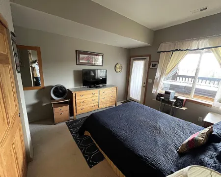 Forest Park 3 Bed 4 Bath Townhome Hotels in Silverthorne