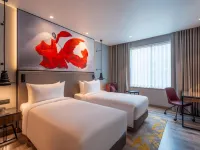 Radisson RED Indore Hotéis em Indore