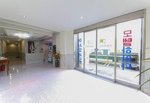 숙소 비교 이미지