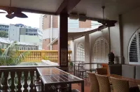 Royal Exhibition Hotel Hotels in Surry Hills