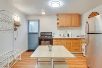6 Mi to Lumen Field Family-Friendly Seattle Stay!