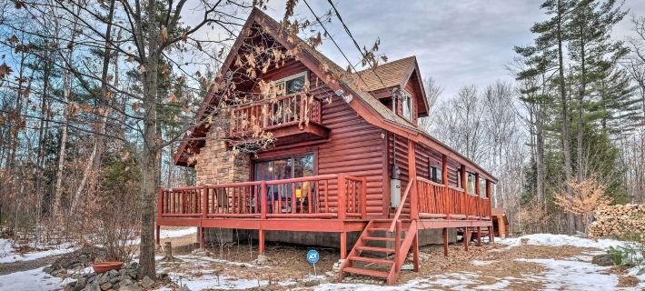 Secluded Johnsburg Retreat w/ Hot Tub & Fire Pit Hotels in Johnsburg